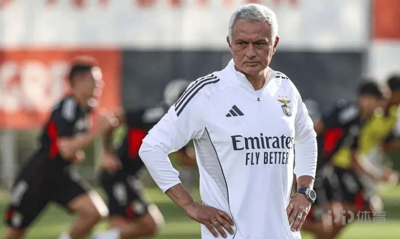 沪上足球巅,峰对决,海港与申花,C7娱乐,C7娱乐下载,C7娱乐,C7娱乐官网,C7娱乐入口,C7娱乐登录,C7娱乐链接